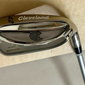 Used RH Cleveland Niblick Zip Grooves Chipper 42*-10 Ladies Flex Graphite Golf