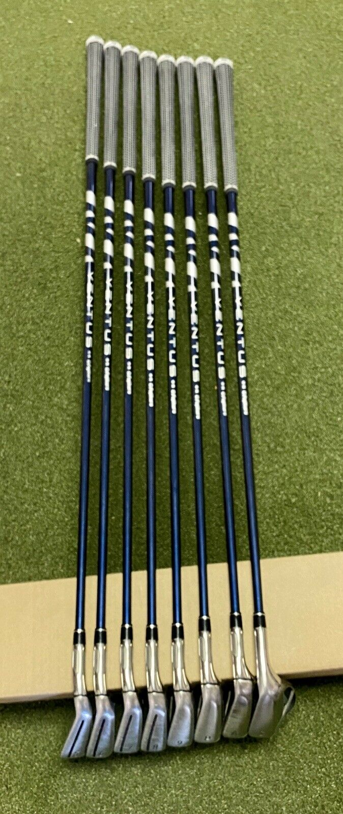 RH TaylorMade Sim Max Irons 5-PW/AW/SW Ventus 6-R Regular Flex