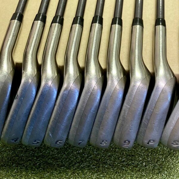 Used TaylorMade Ti Bubble 2 Irons 3-PW/SW 90g Stiff Flex Graphite