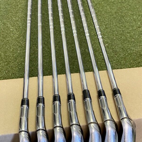 TaylorMade M3 Ribcore 7 Iron Forged Stiff Graphite Shaft Lamkin TaylorMade Grip TaylorMade M3 Ribcore 7 Iron Forged Stiff Graphite Shaft Lamkin TaylorMade Grip