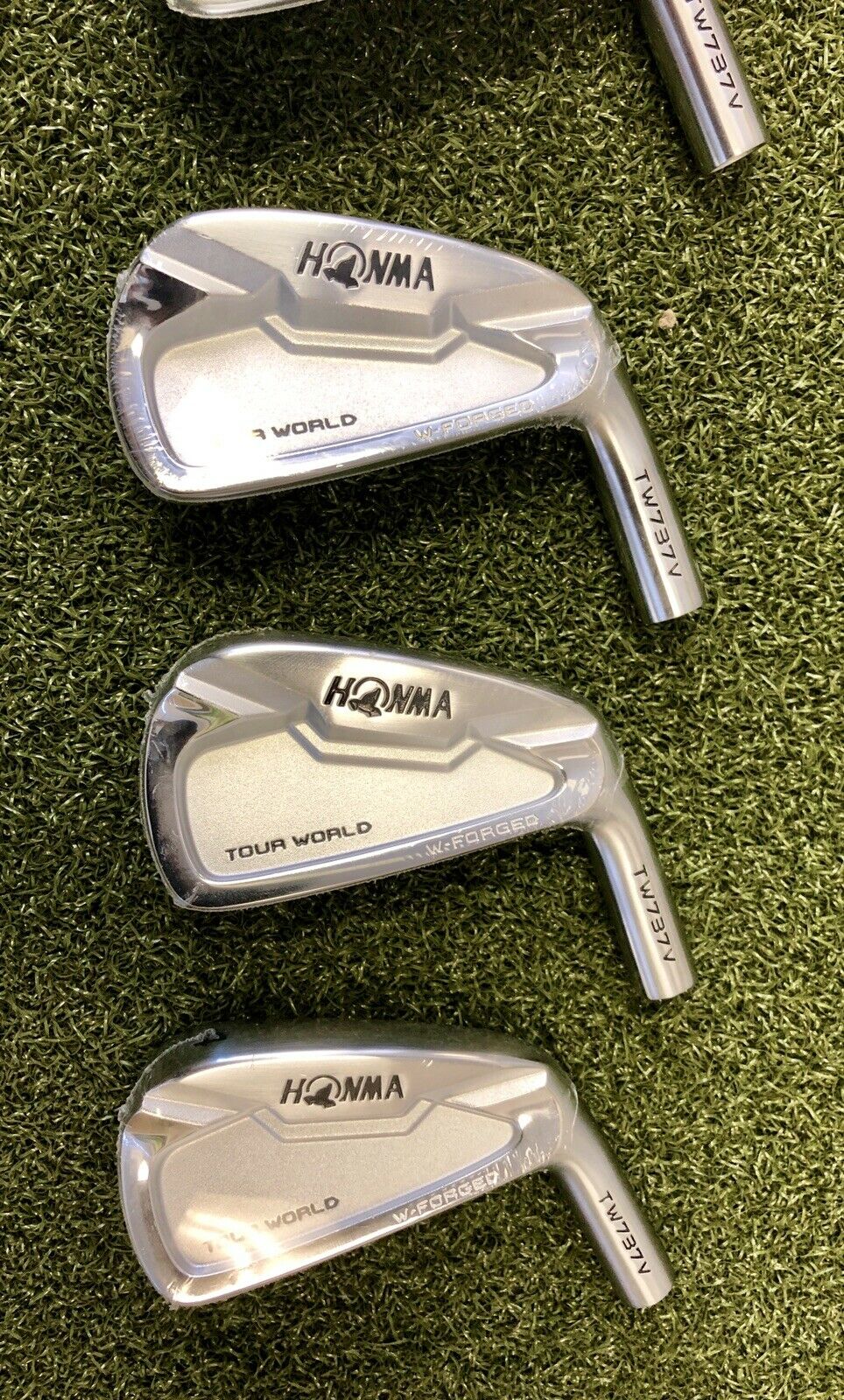 Brand NEW Honma Tour World W-Forged TW737V Irons 4-10 Heads Only Japan  Forged · SwingPoint Golf®