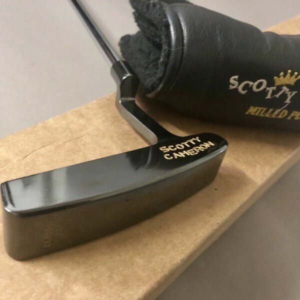 Used Right Handed Scotty Cameron Classic 2.5 Putter 35